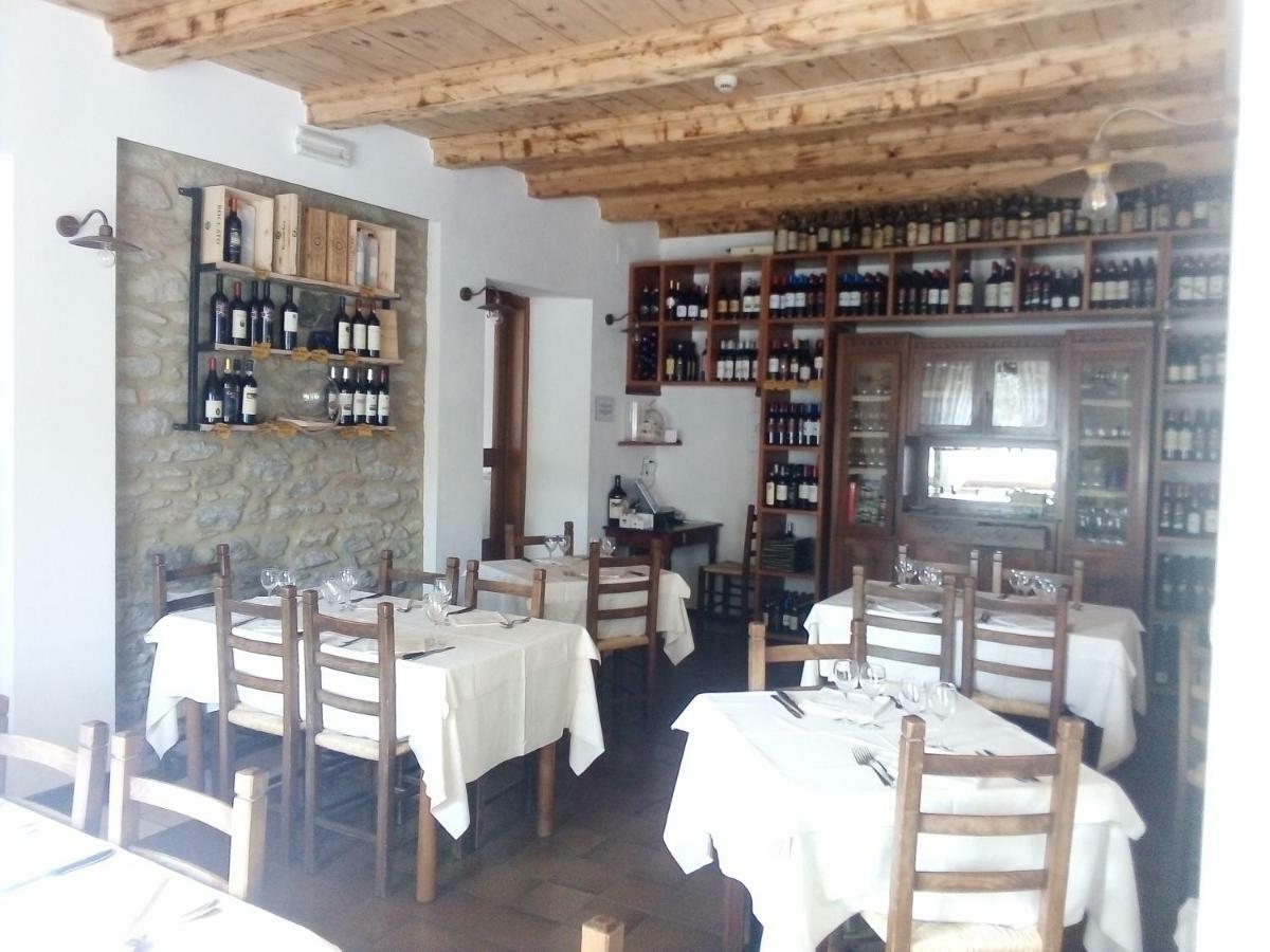 La Foresta Albergo Ristorante Pizzeria باديا براتاغليا المظهر الخارجي الصورة